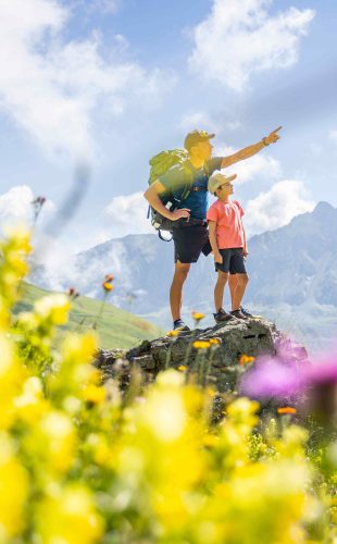 Randonnée en famille aux Aiguilles d'Arves